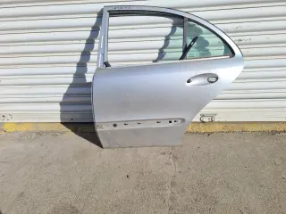 Задна лява врата за Mercedes E Class W211 Sedan