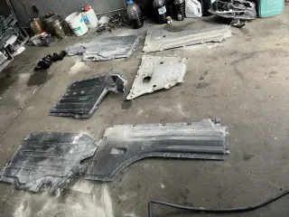 Кори под двигател и скорости бмв х5 г05 ( kori bmw x5 g05 ) — снимка 2