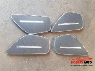 Капачки BOSE за Audi A8 D4