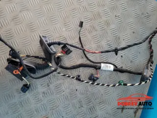 Окабеляване врата (задна дясна) за VW CC