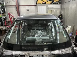 Предно стъкло бмв х3 е83 ( predno styklo bmw x3 e83 )