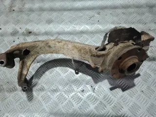 Преден десен шенкел за VW Passat B5 2.5 TDI
