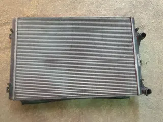 Воден радиатор за VW Passat CC 2.0TSI