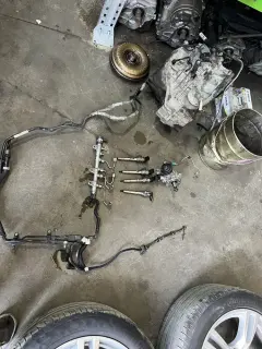 Помпа/дюзи/рейл бмв х1 ф48 1.8д 150 ( pompa/diuzi/reil bmw x1 f48 1.8d