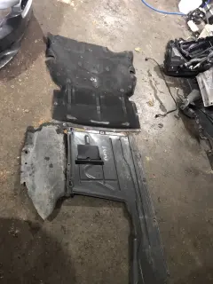 Кора под двигател бмв 3 ф30/31 ( kora pod dvigatel bmw 3 F30/31 ) — снимка 2