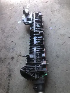 Всмукателен колектор бмв ф10/11 535д 313 ( kolektor bmw f10 535d 313hp — снимка 3