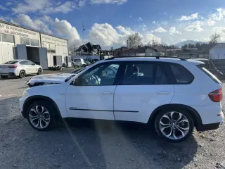 Bmw x5 e70 4.0d 306hp LCI НА ЧАСТИ ( бмв х5 е70 4.0д 306 ) — снимка 2