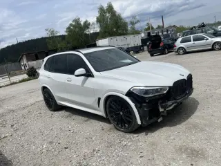 Bmw x5 G05 4.0i M-pack НА ЧАСТИ ( бмв х5 г05 4.0 и М-пакет ) — снимка 2