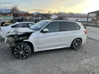 Bmw x5 F15 4.0d M-pack  НА ЧАСТИ ( бмв х5 ф15 4.0д 313 коня ) — снимка 2