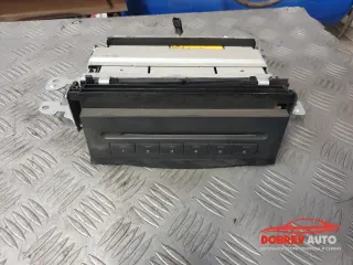 CD changer за Mercedes ML 280 CDI W164