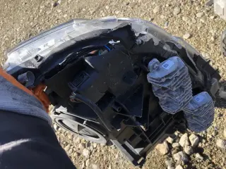Фарове бмв 3 ф30/31 ксенон ( xenon farove bmw f30/31 ) — снимка 6