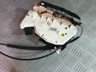 Предна лява брава за VW Passat CC 2.0TSI