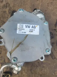 Вакуум помпа за Audi A8 D4 4.0 TFSI