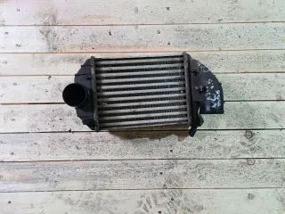 Ляв интеркулер за Фолксваген Пассат Б5.5 2.5ТДИ / Volkswagen Passat B5.5 2.5 TDI