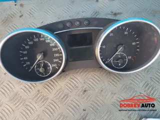 Километраж за Mercedes ML Class W164 3.2 CDI