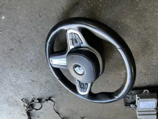 Волан с аирбаг бмв х3 г01 ( volan s airbag bmw x3 g01 ) — снимка 2