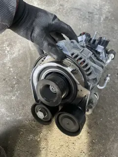 Алтернатор бмв Б47Д20Б 2.0д 190 ( alternator bmw 2.0d 190 ) — снимка 2