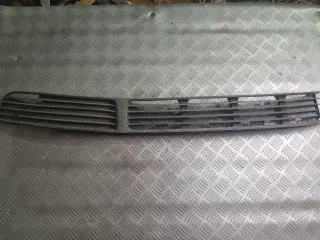 Голяма решетка за бронята за Volkswagen Passat B5