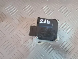 Моторче за клапа за парно за Audi A8 D3 - 216