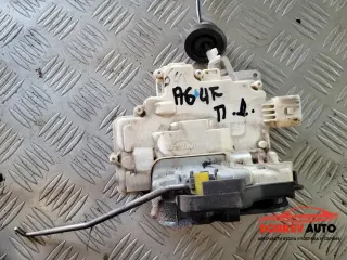 Брава (предна дясна) за Audi A6 C6 (4F) 4.2i