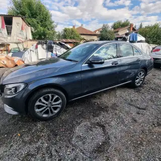 Mercedes-Benz C 300 Hybrid w205 7500лв.без двигател — снимка 6
