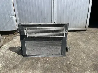 Перка и радиатори бмв 4 ф36 440и 326 ( perka i radiatori bmw f36 440i 326hp )