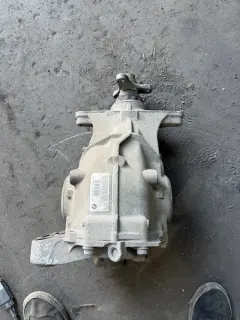 Преден/заден диференциал бмв г30/31 520хд ( preden zaden diferencial bmw g30 )