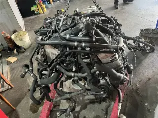 Напълно обурудван двигател бмв М5 Ф90 625 ( dvigatel bmw M5 F90 625hp)