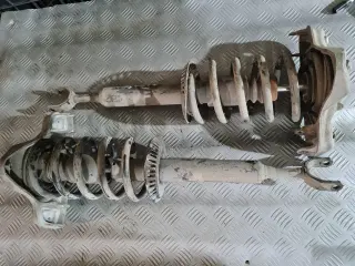 Предни макферсони за Audi A4 B5 2.5 TDI