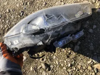 Фарове бмв 3 ф30/31 ксенон ( xenon farove bmw f30/31 ) — снимка 5