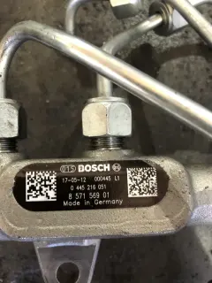 Помпа/дюзи/рейл бмв 3.0д 265 ( pompa/diuzi bmw 3.0d 265 B57 ) — снимка 2