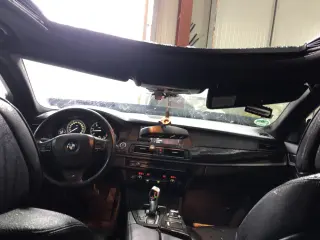 Bmw F11 530 x-drive 258hp НА ЧАСТИ ( бмв ф11 530 х-драйф 258 коня ) — снимка 5