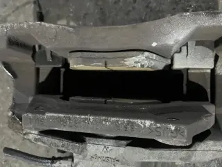 Предни спирачки бмв х5/х6 М50Д ( spirachki bmw x5/x6 ) — снимка 5