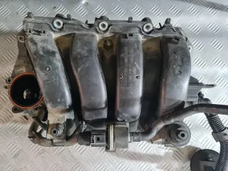 Всмукателен колектор за VW Golf 5 1.6FSI