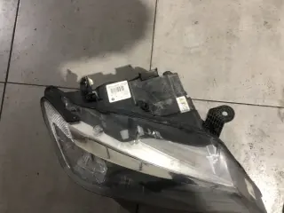 Десен дайнамик ксенон фар бмв х3 ф25 ( desen far bmw x3 f25 dynamic xe — снимка 3