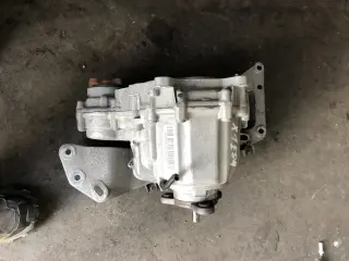 Раздатка с моторче бмв х1 е84 1.8хд ( razdatka s motorche bmw x1 e84 ) — снимка 4