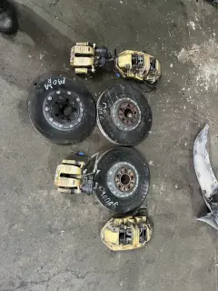 Керамични спирачки бмв М5 Ф90 ( ceramic brakes bmw M5F90 )