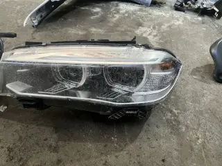 Фарове ксенон бмв х5/х6 ф15/ф16 ( farove xenon bmw x5/x6 f15/16 ) — снимка 2
