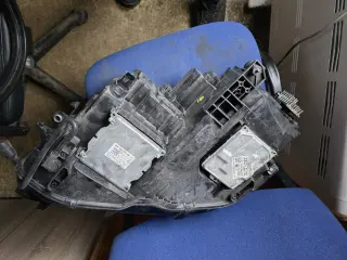 Десен оборудван фар за VW Tiguan 2018 - 2021 — снимка 2