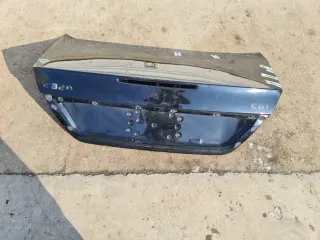 Заден капак за Mercedes E Class w211