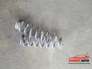 Задни пружини за VW Passat B7 Комби