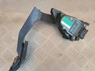 Педал за газ за Audi A8 D3 4.2i Long
