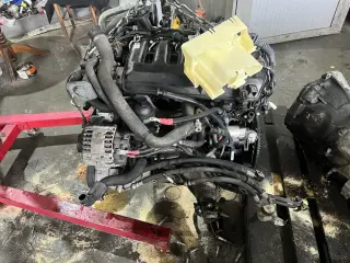 Двигател бмв 3.5д 286 306Д5 ( dvigatel bmw 3.5d 286hp 306D5 ) — снимка 2