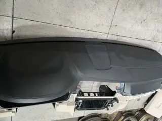 Шито табло бмв 5 ф10/11 ( shito tablo bmw 5 f10/11 ) — снимка 4