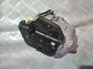 Задна лява брава за Audi A3 8p Sportback