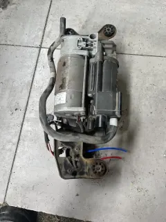 Компресор окачване бмв х5 ф15 ( kompresor bmw x5 f15 ) — снимка 2