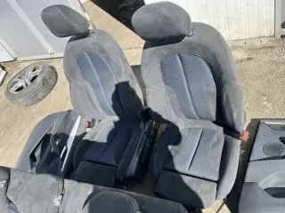 Алкантара салон бмв х1 ф48 2019 ( alkantara saloon bmw x1 f48 RECARO ) — снимка 3